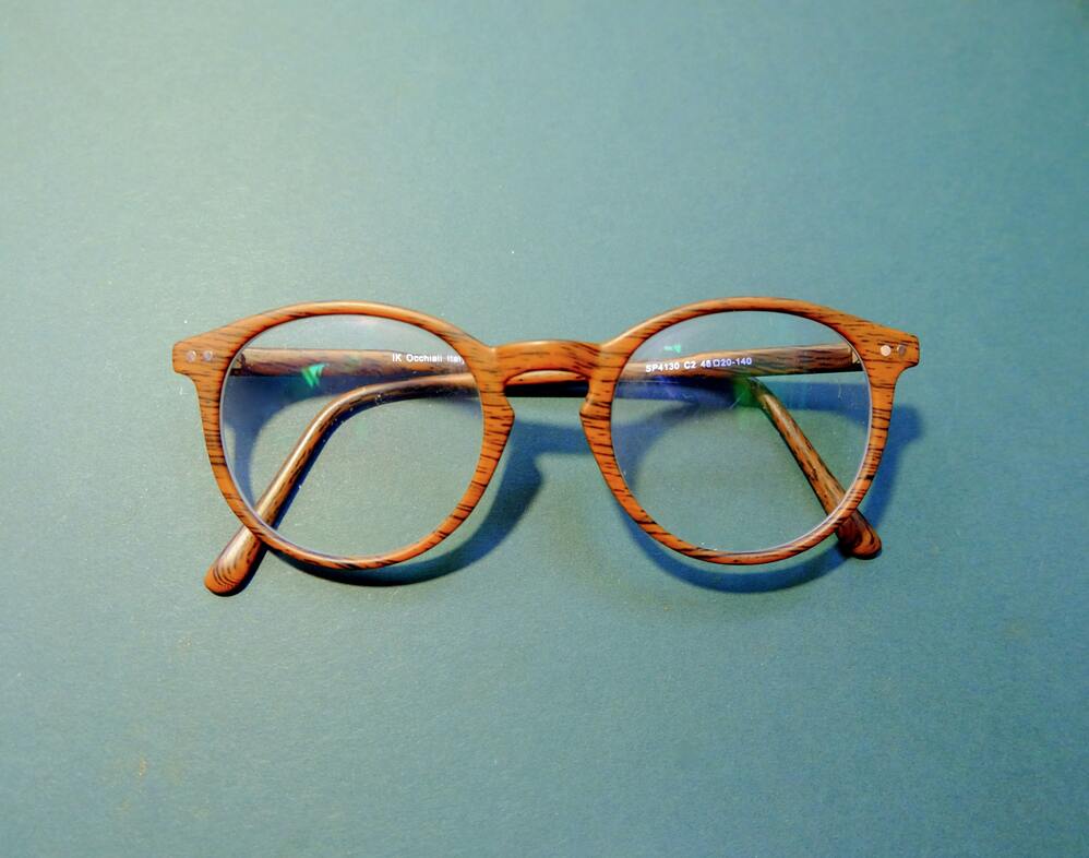 Begini Cara Pilih Bentuk Frame Kacamata Sesuai Bentuk Wajah - Gatsby